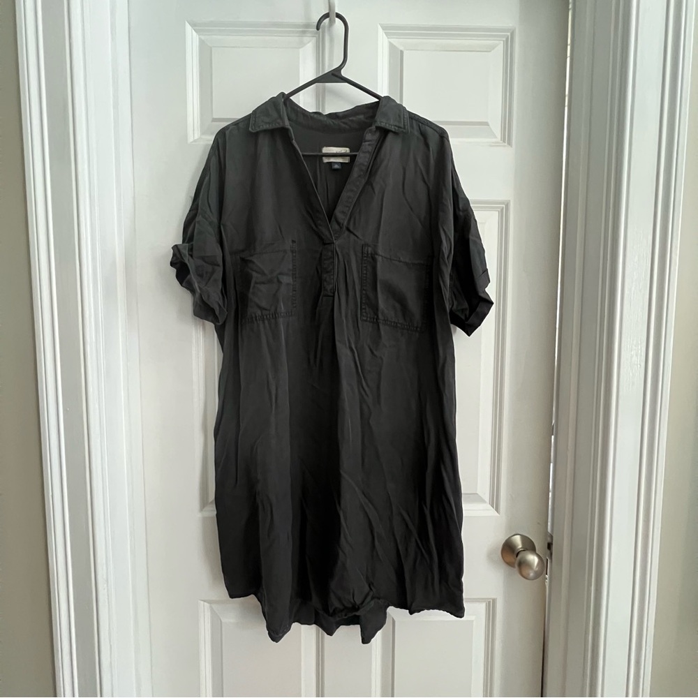 Universal Thread Dark Gray Short Sleeve Dress Collared